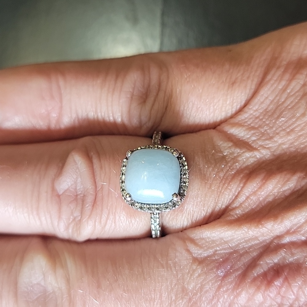 925 sterling silver V3 ring, light blue cabochon, size 8.5